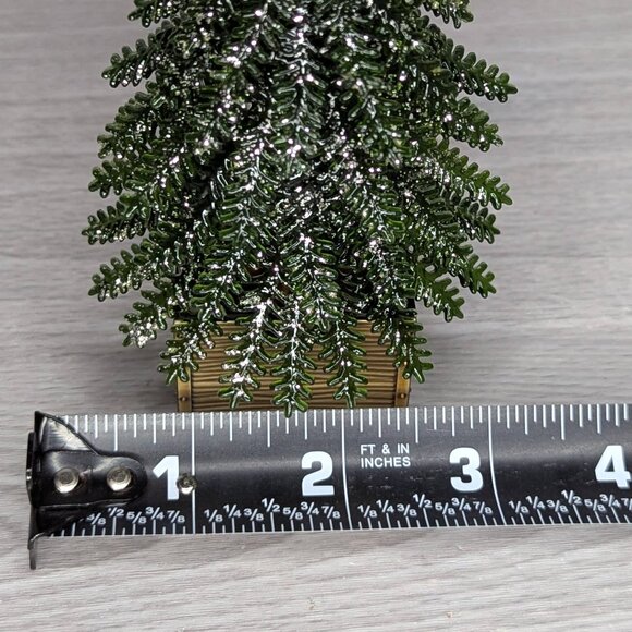 Bath & Body Works Pine Christmas Tree Wallflower Light Up Plug In w/Bulb Refill - Picture 10 of 11